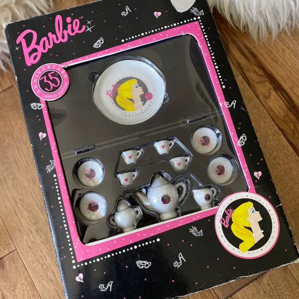 1994 Chilton 35th Anniversary Barbie Miniature Nostalgic China Tea Set COA